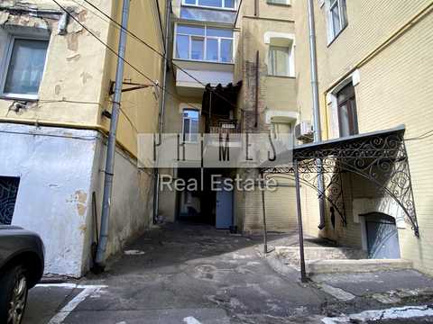 коммерческая по адресу Малая Житомирская ул., 20-В