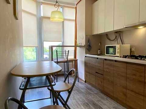 квартира за адресою Садова вул., 51-В
