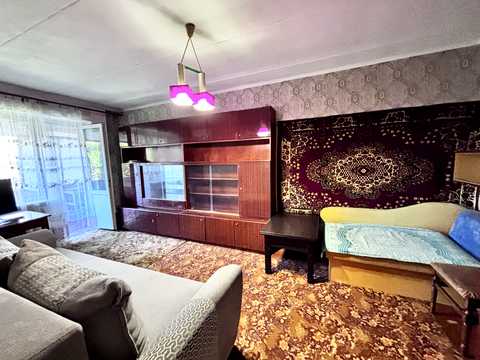 квартира за адресою Мистецька вул. (Землячки), 3