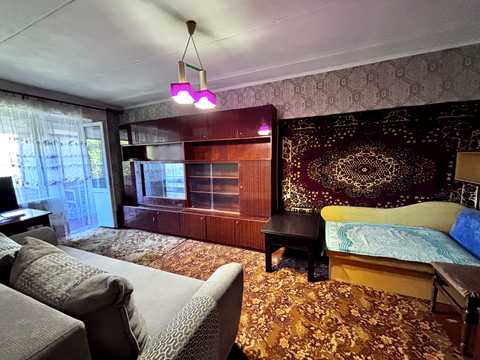 квартира за адресою Мистецька вул. (Землячки), 3