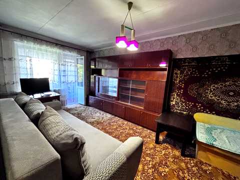 квартира за адресою Мистецька вул. (Землячки), 3