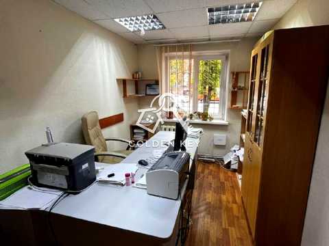 комерційна за адресою Миру просп., 50