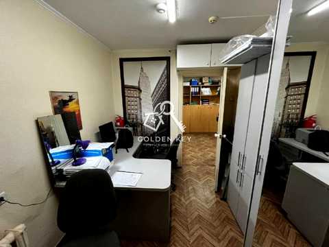 комерційна за адресою Миру просп., 50