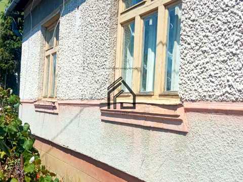будинок за адресою Центральна, 80