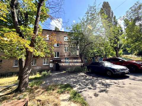 квартира по адресу Івана Їжакевича ул., 19