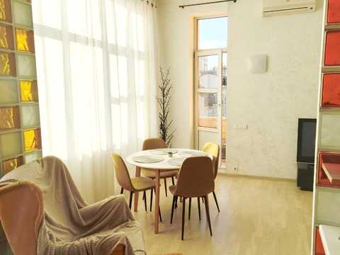 квартира за адресою Дмитрівська вул., 66