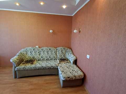 квартира за адресою Лахтинська вул., 11