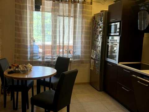 квартира за адресою Братів Горобців вул. (Дмитра Кедріна), 66