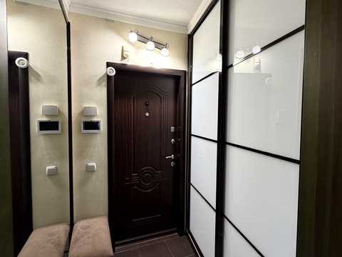 квартира за адресою Ревуцького вул., 42-Б