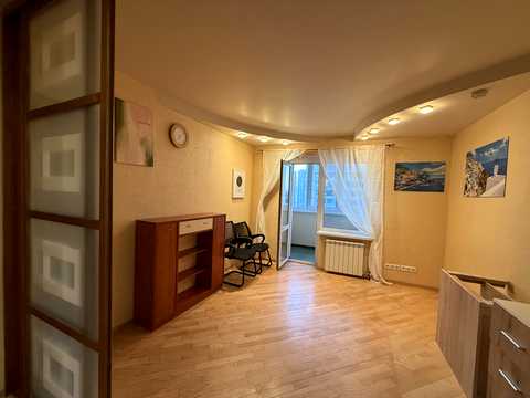 квартира по адресу Ревуцкого ул., 42-Б