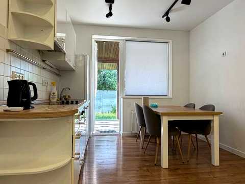 будинок за адресою Фізкультурна вул., 35
