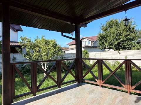 будинок за адресою Фізкультурна вул., 35