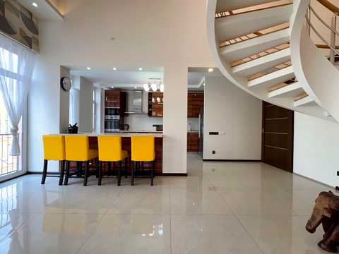 квартира за адресою Регенераторна вул., 4 к4