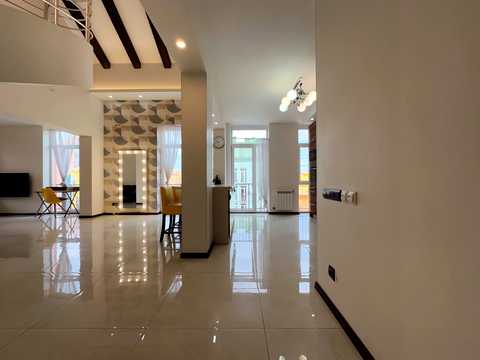 квартира за адресою Регенераторна вул., 4 к4