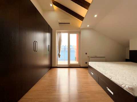 квартира за адресою Регенераторна вул., 4 к4