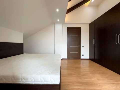 квартира за адресою Регенераторна вул., 4 к4