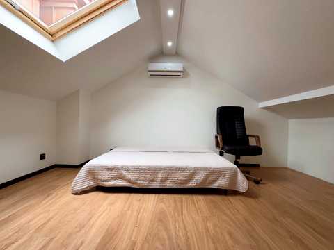 квартира за адресою Регенераторна вул., 4 к4