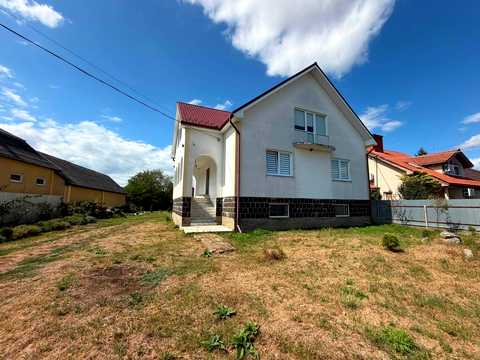 будинок за адресою с. Шишлівці, Центральна