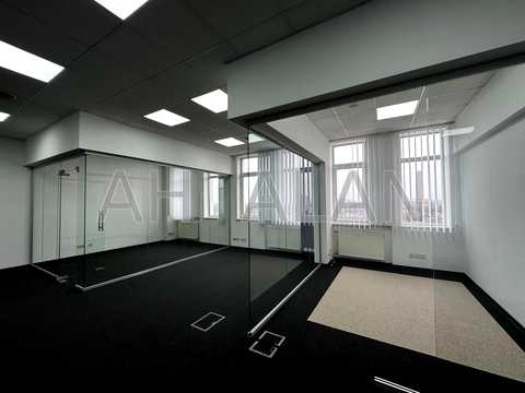комерційна за адресою Київ, Героїв Космосу вул., 4
