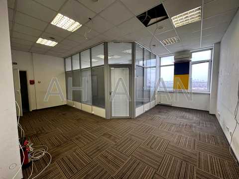 комерційна за адресою Київ, Героїв Космосу вул., 4