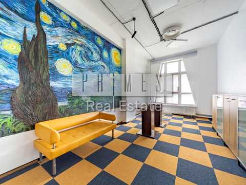 комерційна за адресою Кловський узвіз, 7А
