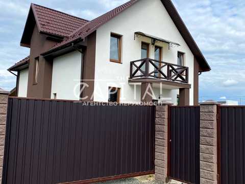 будинок за адресою с. Нові Петрівці, Лісова, 15