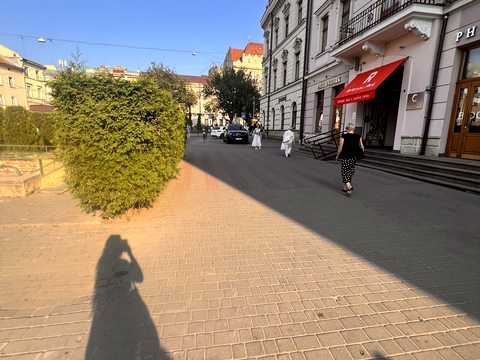 комерційна за адресою Соборна пл., 12
