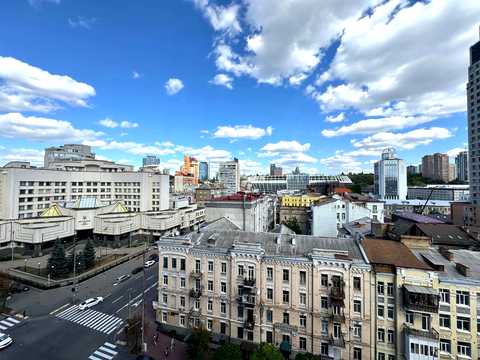 квартира за адресою Антоновича вул. (Горького), 44
