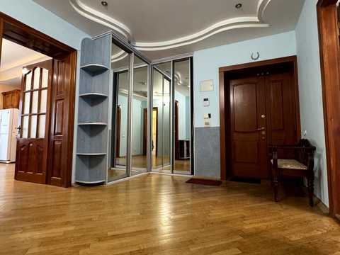 квартира по адресу Драгоманова ул., 56