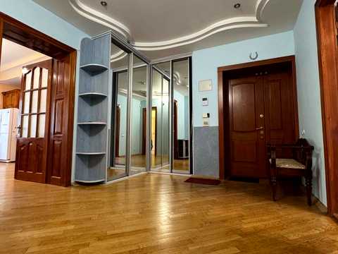 квартира по адресу Драгоманова ул., 56