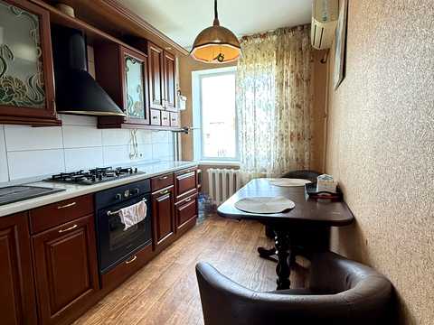 квартира за адресою Янтарна вул., 79