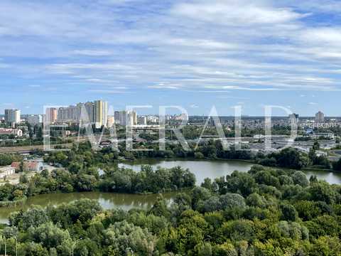 квартира за адресою Тепловозна вул., 28