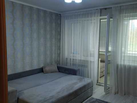 квартира за адресою Політехнічна вул., 31-Б
