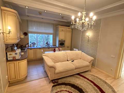 квартира за адресою Князів Острозьких вул. (Московська), 41/8