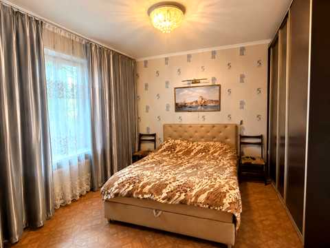 квартира по адресу Михаила Грушевского ул., 4