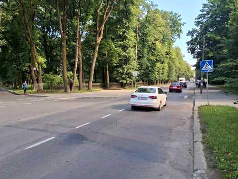 коммерческая по адресу Черновола ул., 123-А