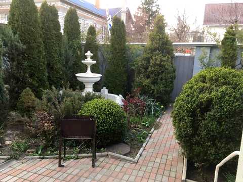 будинок за адресою Університетський пров., 3