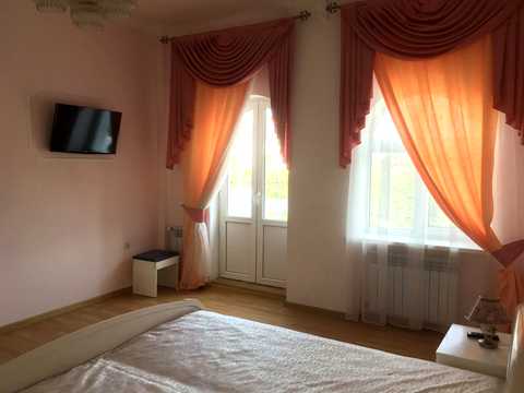 будинок за адресою Університетський пров., 3