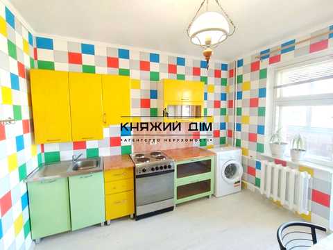 квартира за адресою Лариси Руденко вул., 21