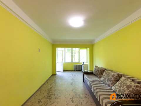 квартира за адресою Академіка Булаховського вул., 28-Б