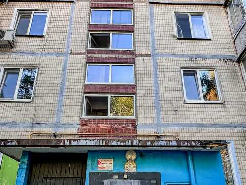 квартира за адресою Академіка Булаховського вул., 28-Б