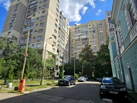 квартира по адресу Михаила Омеляновича-Павленко ул. (Суворова), 11