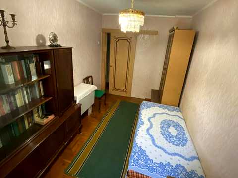 комната по адресу Богдана Хмельницкого просп. (Героїв Сталінграда), 10-Б