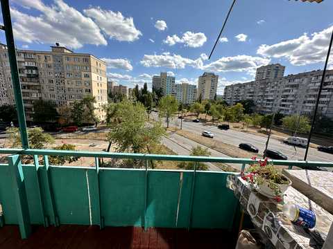 квартира за адресою Йорданська вул. (Лайоша Гавро), 18