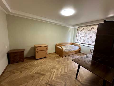 квартира за адресою Йорданська вул. (Лайоша Гавро), 18