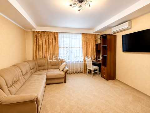 квартира за адресою Велика Васильківська вул. (Червоноармійська), 131