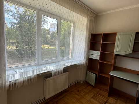 квартира за адресою Захисників України вул., 5