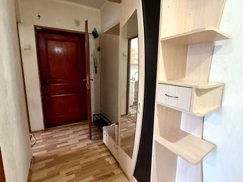 квартира за адресою Захисників України вул., 5
