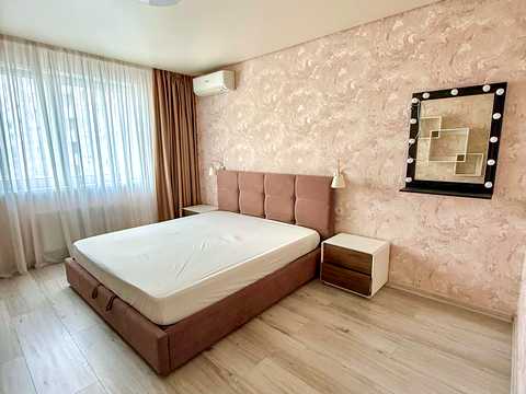 квартира по адресу Софии Русовой ул., 5