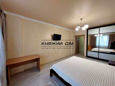 квартира по адресу Полтавская ул., 10
